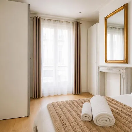 Elegant And Chic - Near Sights Apartament Paryż