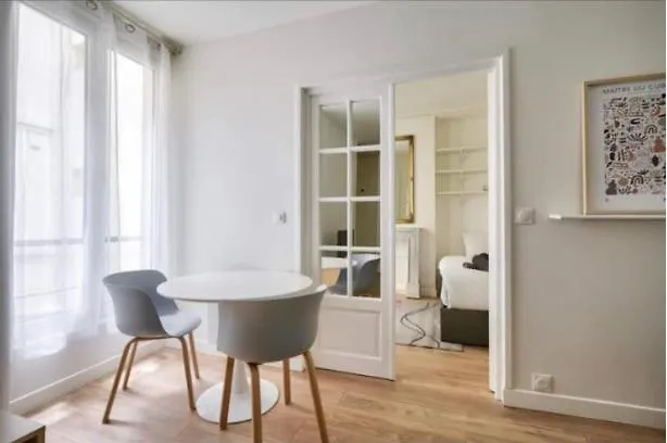 Elegant And Chic - Near Sights