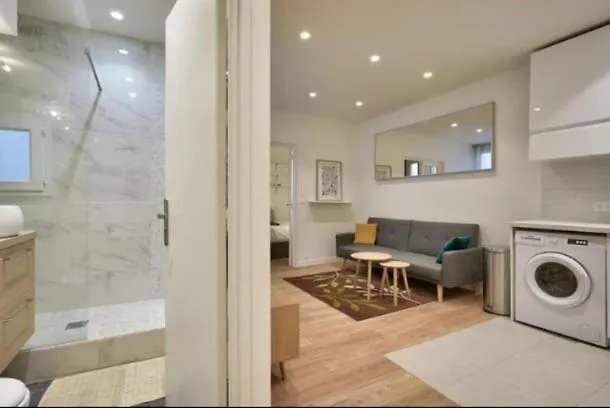 Elegant And Chic - Near Sights Appartement