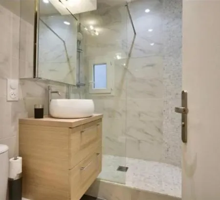 Elegant And Chic - Near Sights דירה